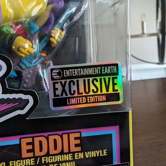 Eddie Stranger Things Funko Blacklight EE Exclusive Limited Edition 1462 - Picture 2 of 6